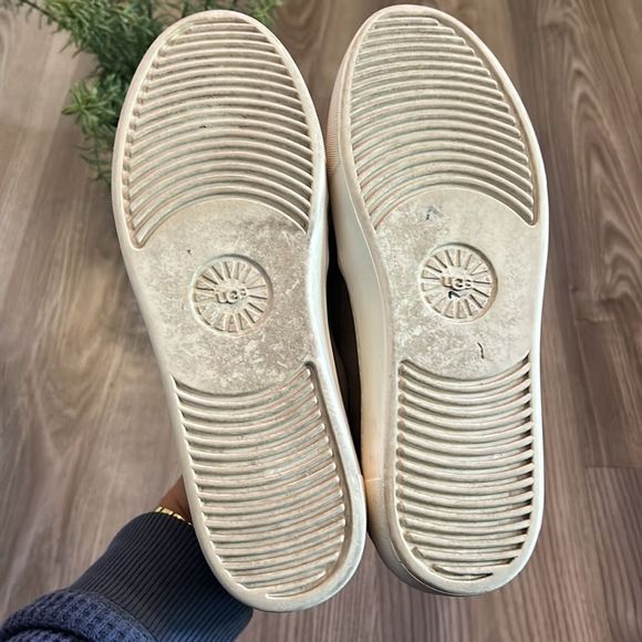 WOMENS UGG JASS SUEDE SLIP ON SNEAKERS IN TANISH GRAY SIZE 9 EEEUC - Picture 10 of 10